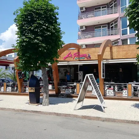 Ideal Three Bed For Families Closed To The * サニービーチ