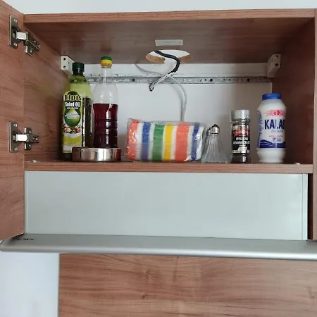 Ideal Three Bed For Families Closed To The