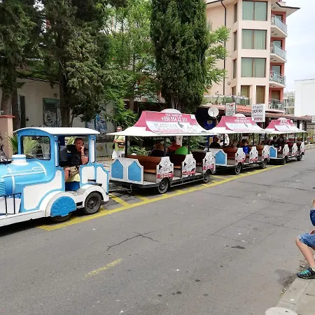 Apartman Ideal Three Bed For Families Closed To The Napospart