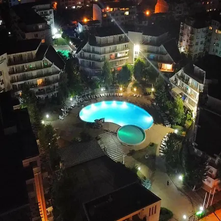 Ideal Three Bed For Families Closed To The