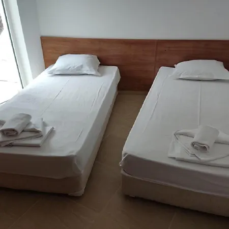 Apartman Ideal Three Bed For Families Closed To The