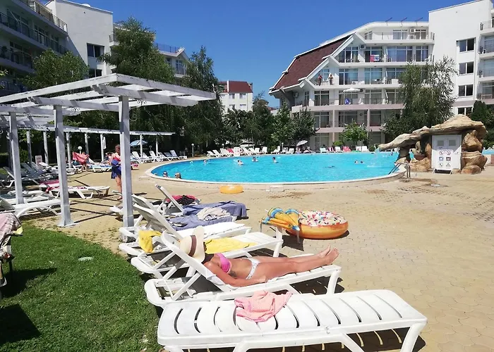 Ideal Three Bed For Families Closed To The Appartement
